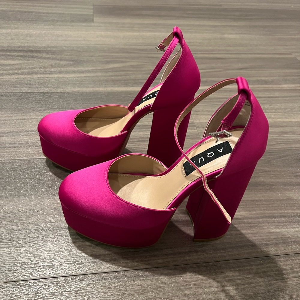 Hot pink pumps